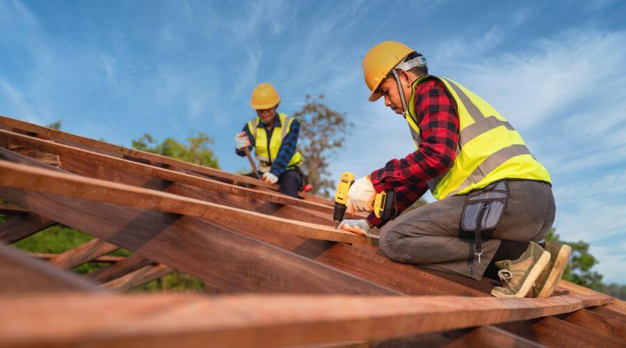 Professional Flat Roofing Installation services in Cedarville, MI